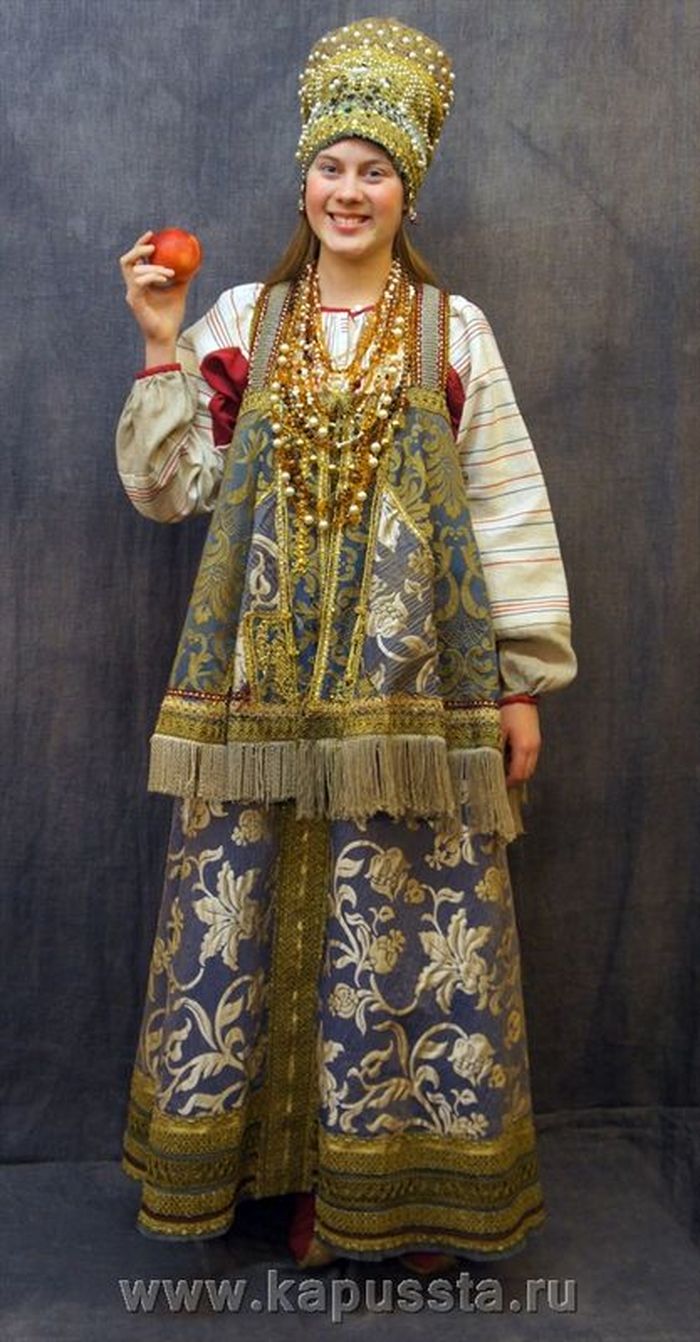 Русский праздничный костюм. Приволока одежда. Русский национальный костюм приволока. Приволока.